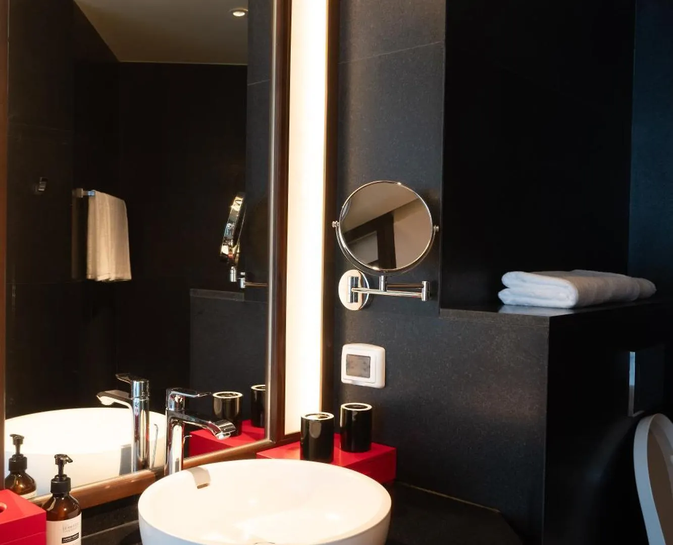 Suzu Saigon - A Boutique Hotel Ho Chi Minh City